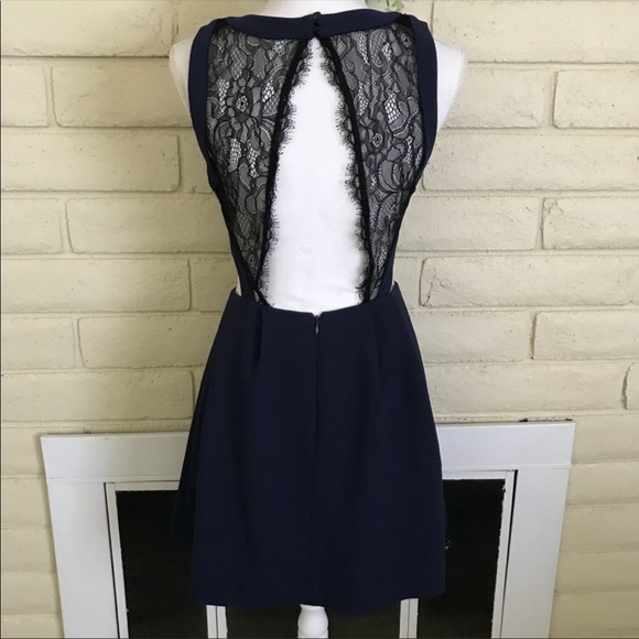 BCBG Generation navy blue mesh detail laced feminine open back cocktail dress - Picture 3 of 8